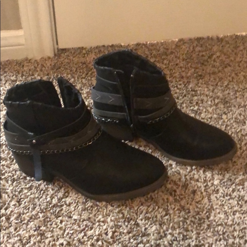 Edgy black booties